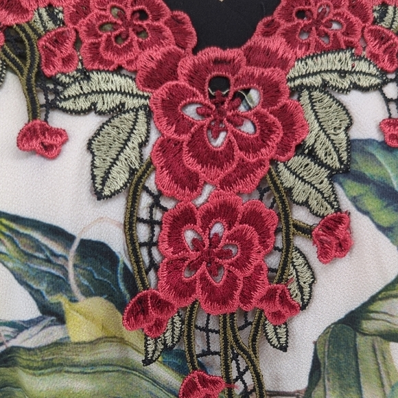 Alberto Makali Tropical Cold Shoulder Top Green Red XS bohemian coastal grandma - Picture 6 of 8